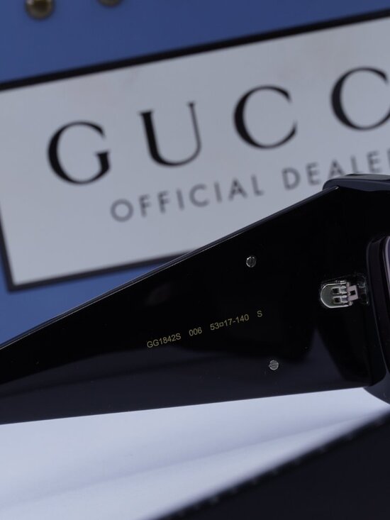 Gucci GG1842S 006 Square Sunglasses - White/Black\\Brown main image 4